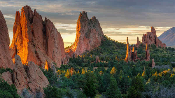 乐山旅游景点大全，乐山最美十大景区